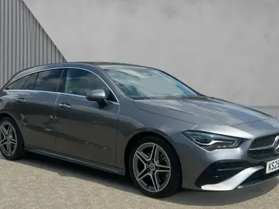 Used Mercedes CLA220 Executive 190 HP (139 kW) 2025 Mountain grey metallic Estate