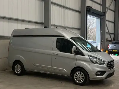 Used Ford Transit Custom Limited 170 HP (125 kW) 2021 Silver Van