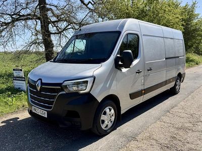 Usado Renault Master Business 2023 Gris Monovolumen
