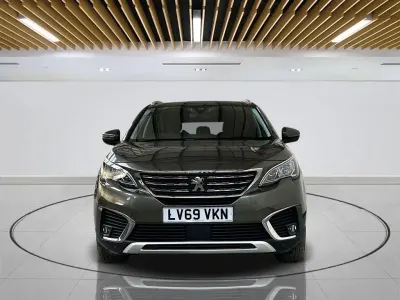 Gebraucht Peugeot 5008 Allure 130 PS (95 kW) 2020 Grau SUV