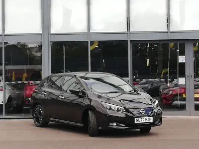 Used Nissan Leaf N-Connecta 110 kW (150 HP) 2022 Black Hatchback