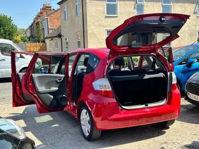 Used Honda Jazz EX 100 HP (73 kW) 2009 Red Hatchback