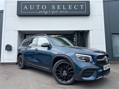 Mercedes GLB220