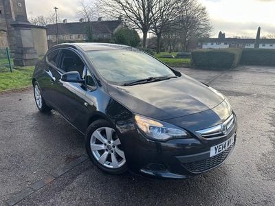 Used Vauxhall Astra GTC Sport 140 HP (102 kW) 2014 Black Coupe