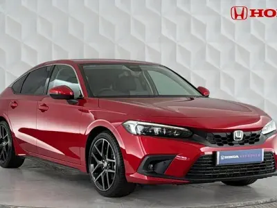 Used Honda Civic Advance 181 HP (133 kW) 2025 Crystal red Hatchback