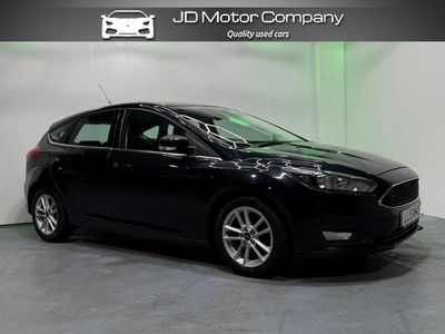 Used Ford Focus Zetec 115 HP (84 kW) 2015 Black Hatchback