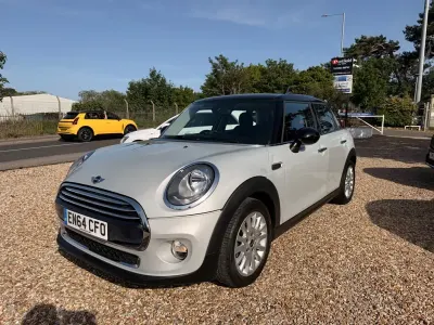 Used Mini Cooper Hatch 136 HP (100 kW) 2015 Silver Hatchback
