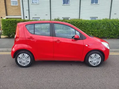 Używany Vauxhall Agila S 2014 Czerwony Minivan
