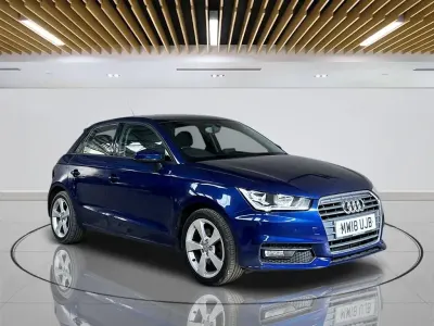 Usado Audi A1 Sportback Sport 125 HP (91 kW) 2018 Azul Citadino