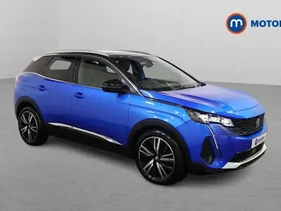 Second-hand Peugeot 3008 Premium 131 CP (96 kW) 2022 Albastru SUV