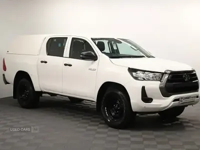 Used Toyota HiLux Active 150 HP (110 kW) 2022 White Pickup