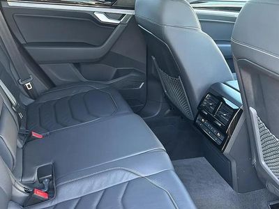 Used VW Touareg Black Edition 340 HP (250 kW) 2023 Red SUV