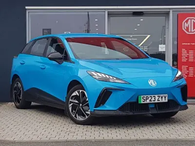 Used MG MG4 EV SE 125 kW (170 HP) 2023 Blue Hatchback