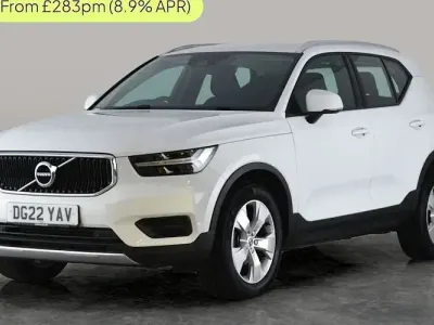 Usado Volvo XC40 Momentum 163 HP (119 kW) 2021 Branco SUV