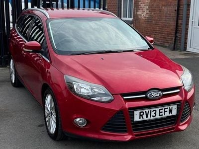 Red Used 2013 Ford Focus Zetec Estate | £2,149 (Good price)