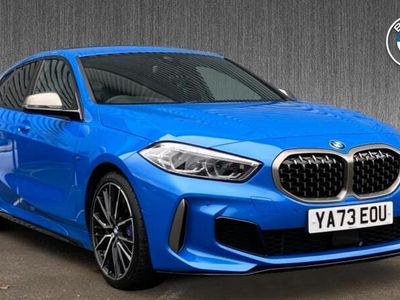 Usado BMW M135 Shadowline 306 CV (225 kW) 2023 Azul Utilitario