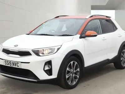 Used Kia Stonic 120 HP (88 kW) 2019 White SUV