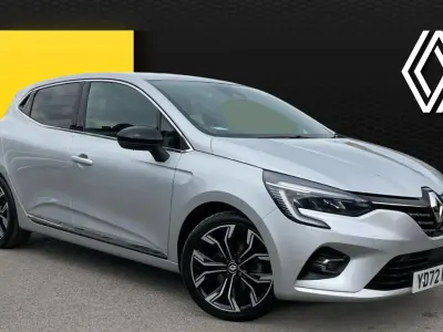 Used Renault Clio Techno 145 HP (106 kW) 2022 Silver Hatchback