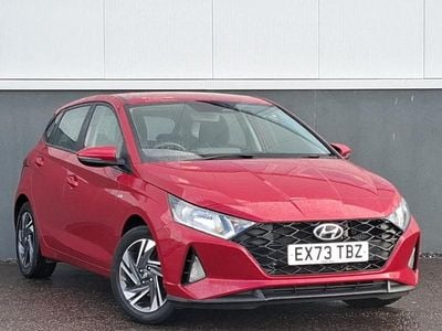 Used Hyundai i20 SE 100 HP (73 kW) 2023 Red Hatchback