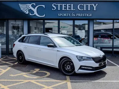 Used Skoda Superb SportlinePlus 190 HP (139 kW) 2020 White Estate