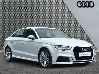 Używany Audi A3 S-Line 150 KM (110 kW) 2019 Biały Sedan/Limuzyna