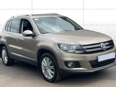 Begagnad VW Tiguan Edition 150 HK (110 kW) 2016 Beige SUV