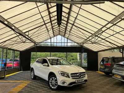 Used Mercedes GLA200 SE 156 HP (114 kW) 2018 White SUV
