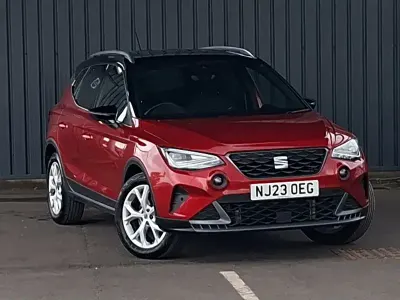 Used Seat Arona FR 110 HP (80 kW) 2023 Red SUV