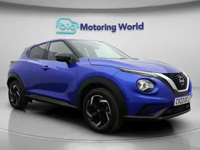Usado Nissan Juke N-Connecta 114 HP (83 kW) 2023 Azul SUV
