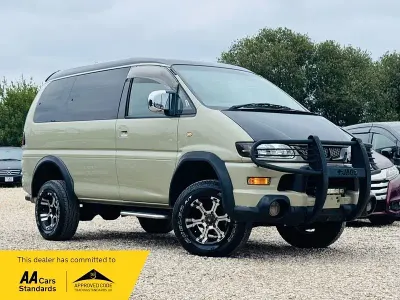 Used Mitsubishi Space Gear Active 185 HP (136 kW) 2006 Green MPV