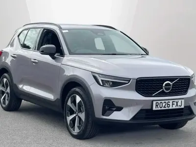 Used Volvo XC40 Plus 197 HP (144 kW) 2026 Silver SUV