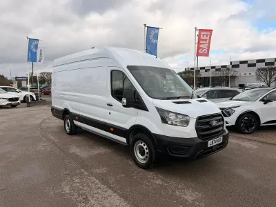 Used Ford Transit 165 HP (121 kW) 2024 White Van