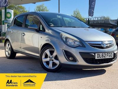 Second-hand Vauxhall Corsa 85 CP (62 kW) 2013 Argintiu Hatchback