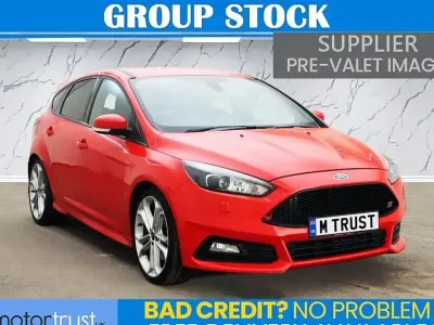 Used Ford Focus ST 2018 Red Hatchback