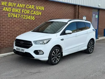 Usado Ford Kuga ST-Line 182 HP (133 kW) 2019 Branco SUV