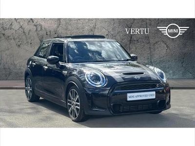 Usado Mini Cooper S Exclusive 178 HP (130 kW) 2023 Preto Citadino