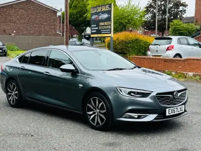 Used Vauxhall Insignia Elite 136 HP (100 kW) 2017 Grey Hatchback