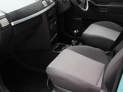 Used Vauxhall Meriva 2004 Silver MPV