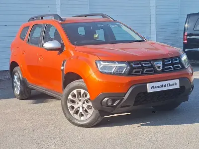 Used Dacia Duster Comfort 90 HP (66 kW) 2022 Orange SUV