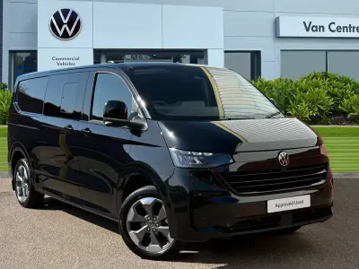 Nouă VW Transporter Pro 210 kW (286 CP) 2025 Negru Van