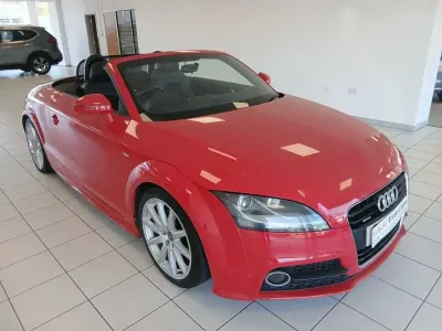 Begagnad Audi TT Roadster S-Line 170 HK (125 kW) 2012 Röd Cab