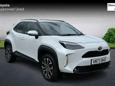 Used Toyota Yaris Cross Design 116 HP (85 kW) 2023 White SUV