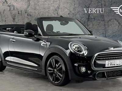 Black Used 2018 Mini Cooper Hatchback | £12,031 (Good price)