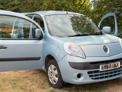 Used Renault Kangoo Expression 106 HP (77 kW) 2010 Blue MPV