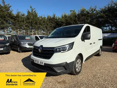 Used Renault Trafic Business 148 HP (108 kW) 2022 White MPV