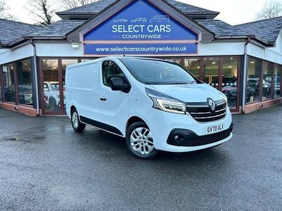 White Used 2021 Renault Trafic MPV | £13,995 (Good price)