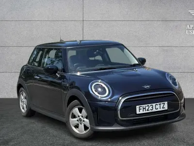 Used Mini Cooper Classic 134 HP (98 kW) 2023 Black Hatchback