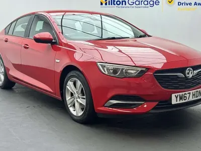 Used Vauxhall Insignia Design Edition 165 HP (121 kW) 2018