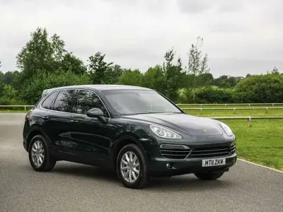 Used Porsche Cayenne 245 HP (180 kW) 2011 Green SUV