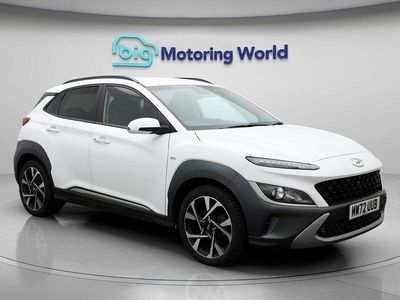White Used 2022 Hyundai Kona Premium SUV | £15,100 (Fair price)